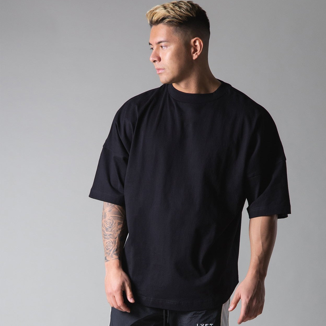 New Summer Running Oversized T-Shirt Men&#39;s Gym Bodybuilding Fitness Loose Casual Cotton Short Sleeve Men&#39;s Street Sports T-Shirt